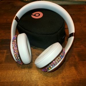 Rose gold bedazzled beats by Dre solo 3